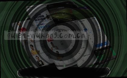 数据洞察：屏幕上的折线图峰值处，光标正悬停分析。